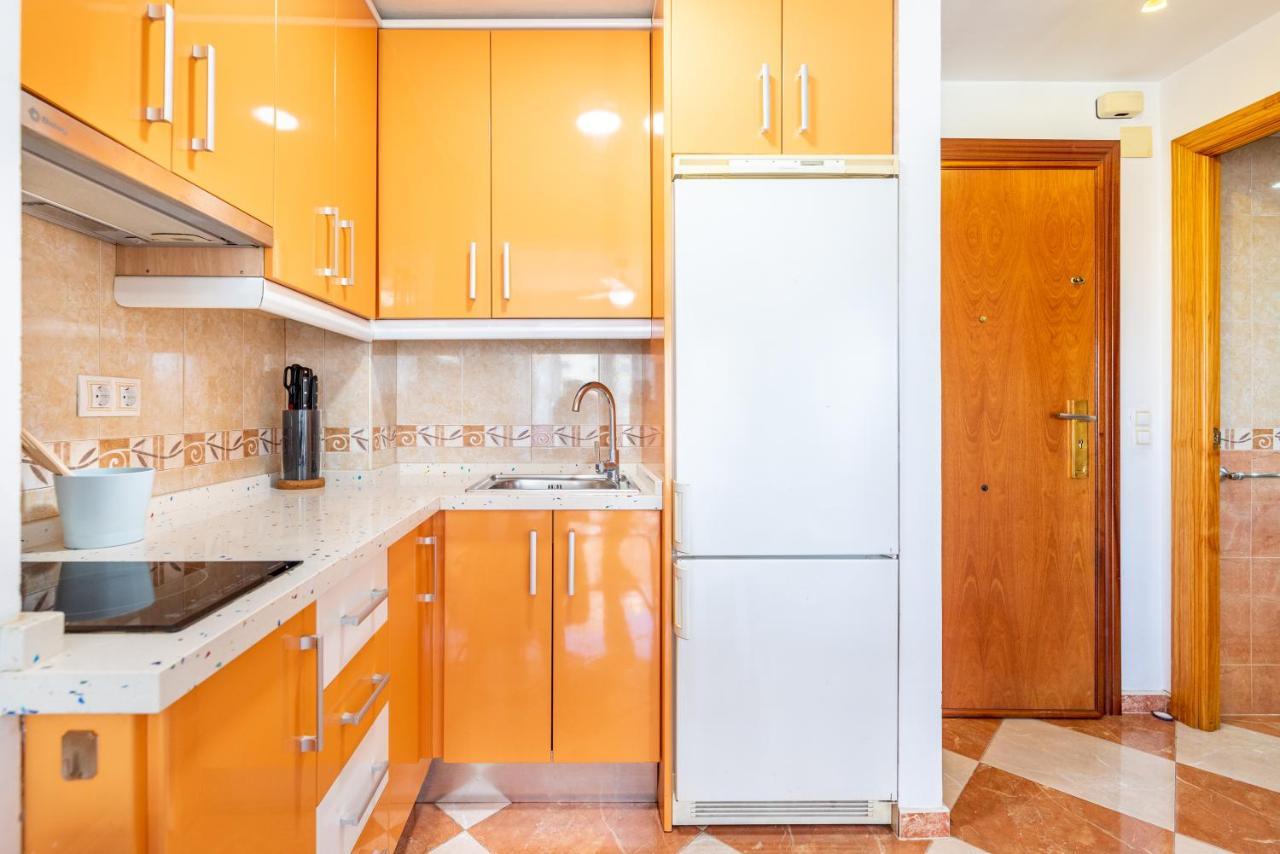 Sunny Seaside Apartment Arroyo De La Miel Exterior photo