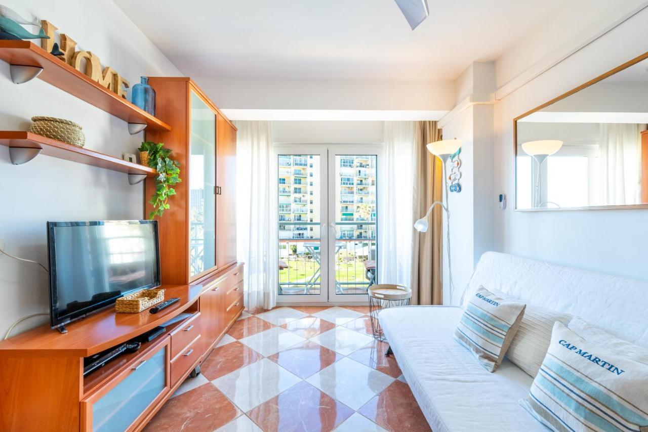 Sunny Seaside Apartment Arroyo De La Miel Exterior photo