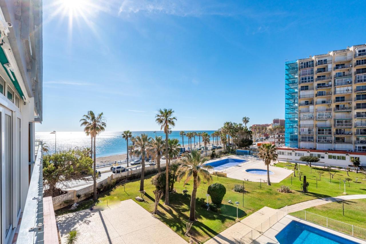 Sunny Seaside Apartment Arroyo De La Miel Exterior photo